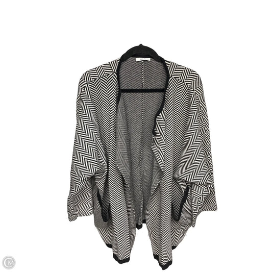 Cardigan By Sioni In Black & White, Size: Osfm