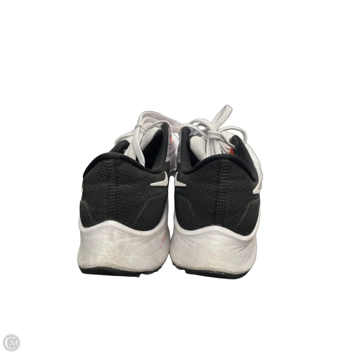 Shoes Athletic By Nike Apparel In Black & White, Size: 7.5