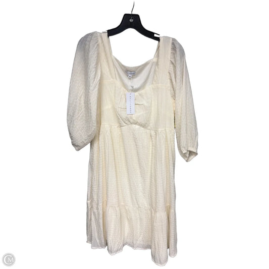 Dress Casual Short By Baltic Born In Cream, Size: M