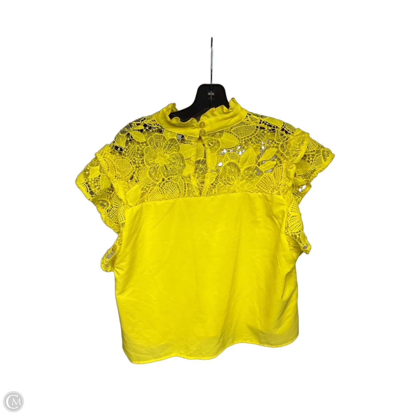 Top Short Sleeve By Clothes Mentor In Yellow, Size: Xl