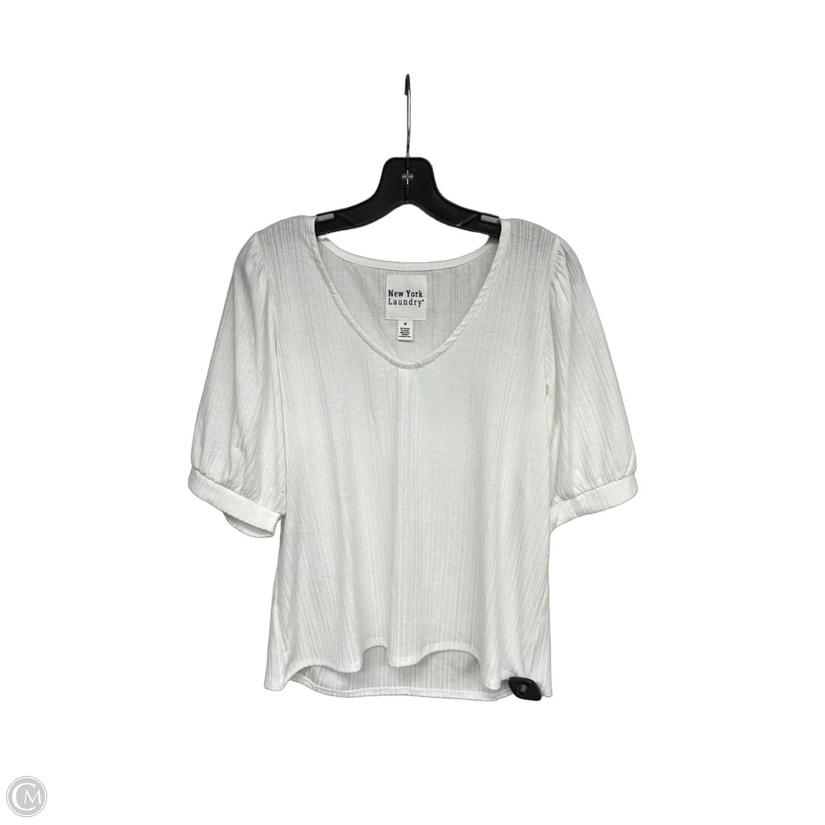 Top Short Sleeve By New York Laundry In White, Size: M