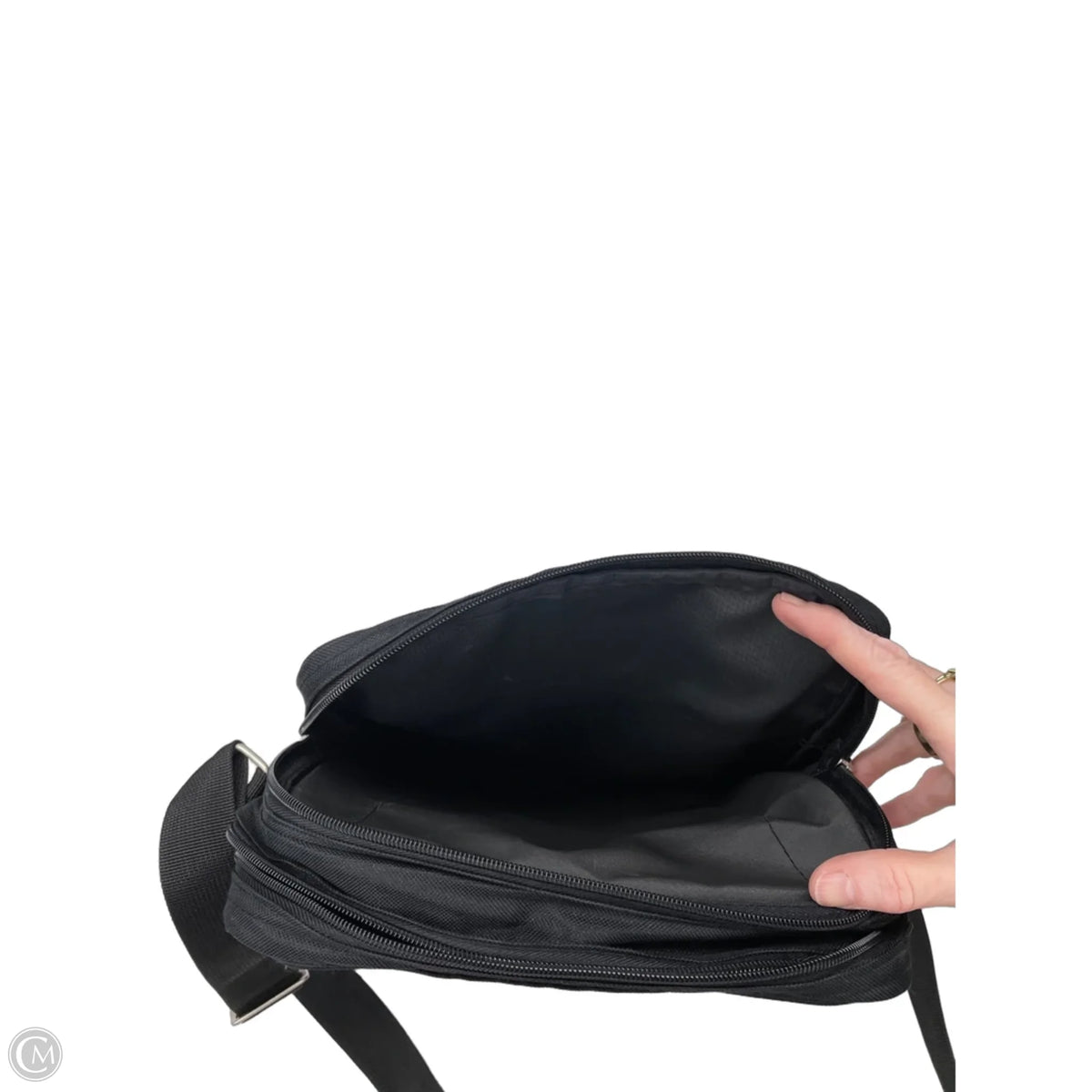 Crossbody By Clothes Mentor, Size: Medium