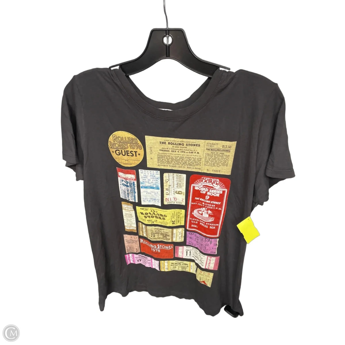 Top Short Sleeve By Cmc In Grey, Size: M