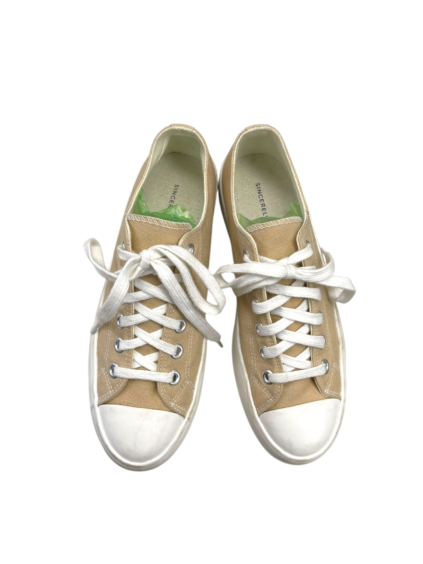 SHOES ATHLETIC by    CLOTHES MENTOR In TAN & WHITE, Size: 9