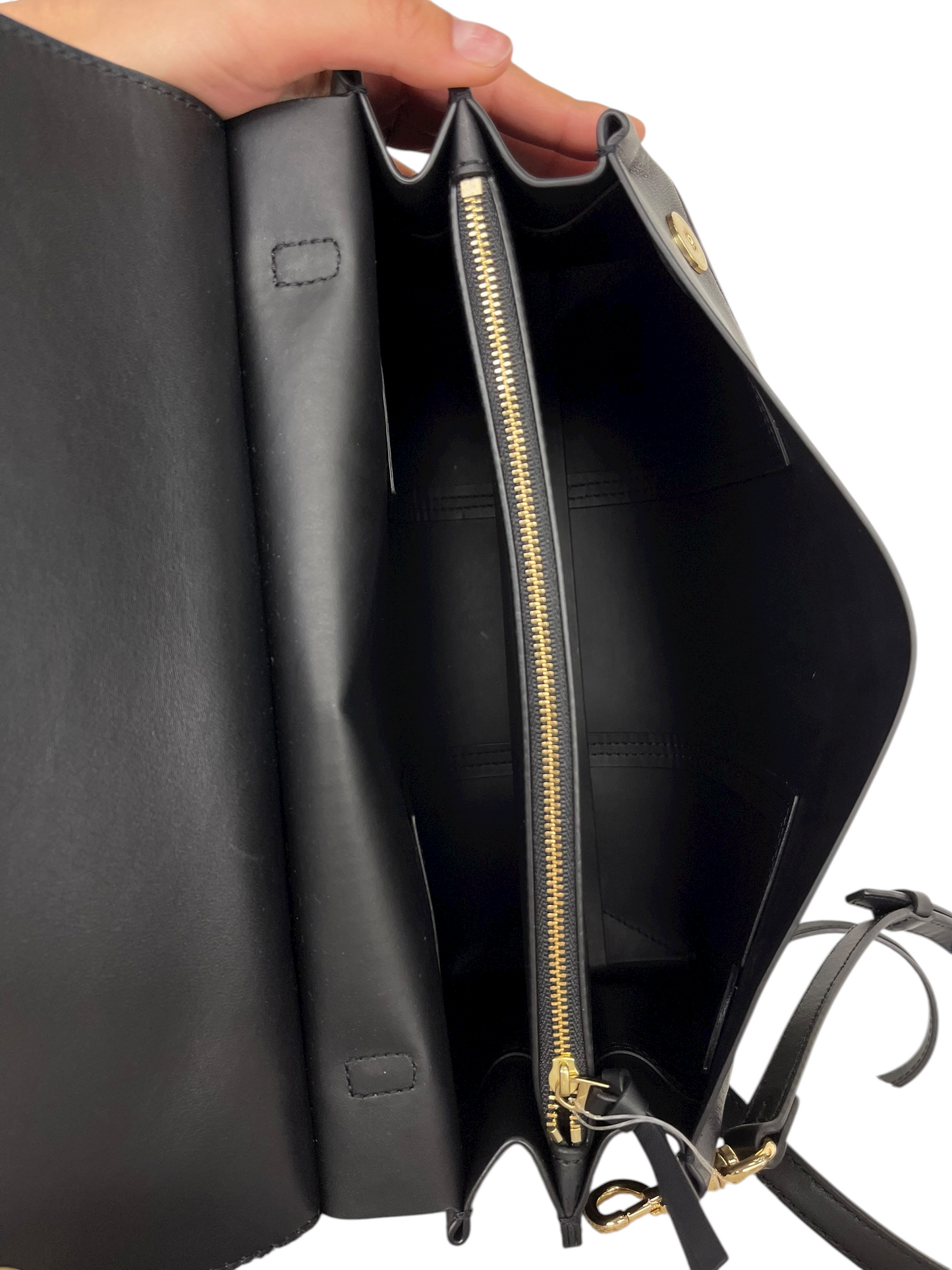 Handbag Designer By Tory Burch, Size: Medium