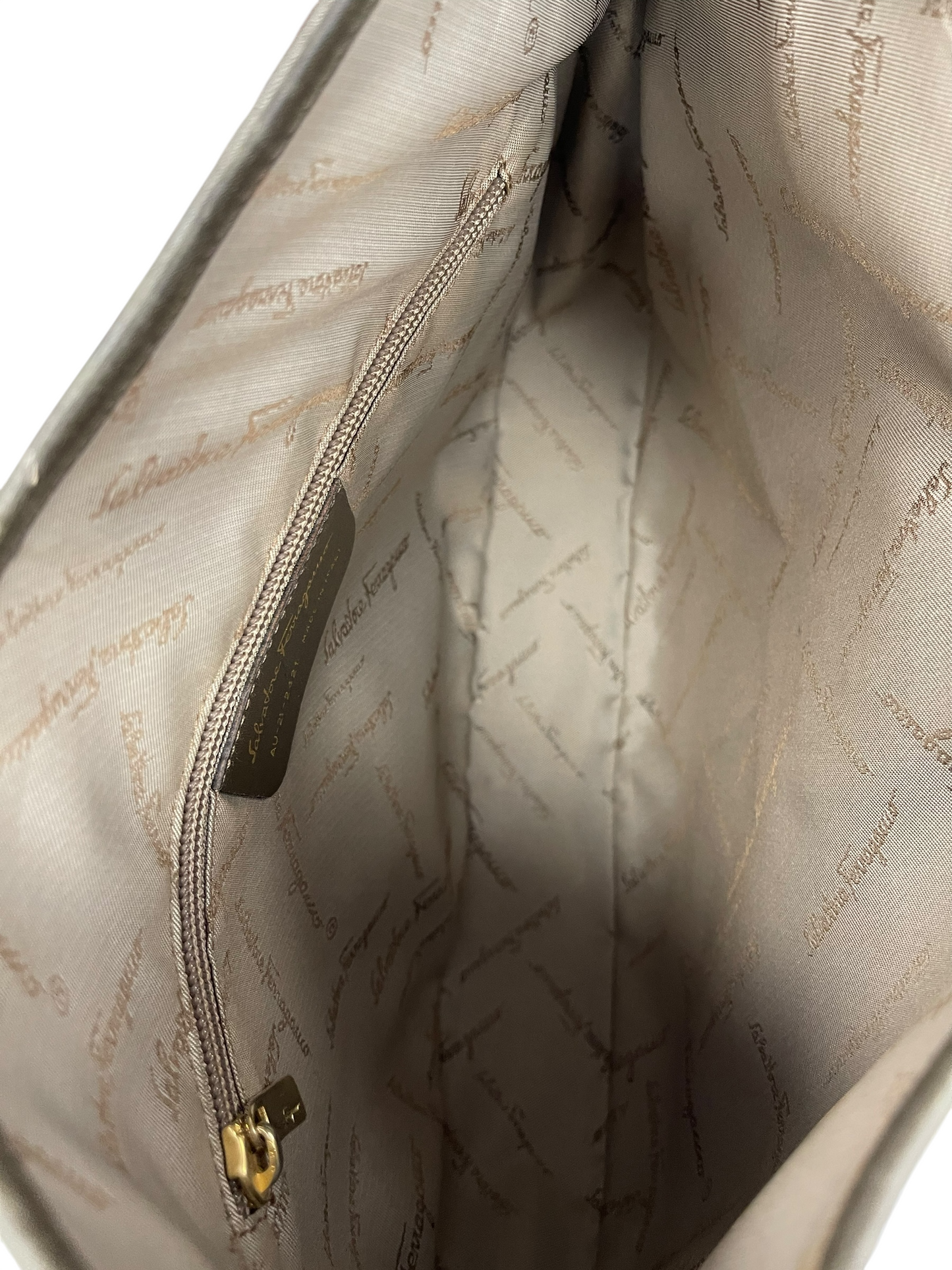 Handbag Luxury Designer By Ferragamo, Size: Medium