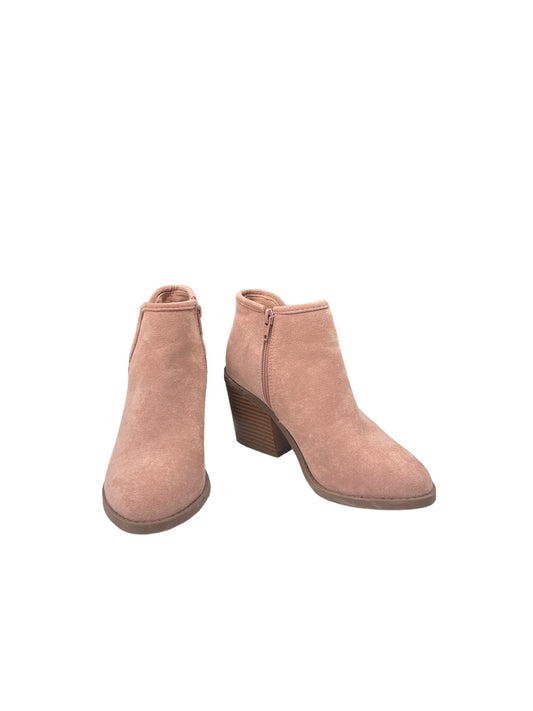 Boots Ankle Heels By ZBY  Size: 6.5